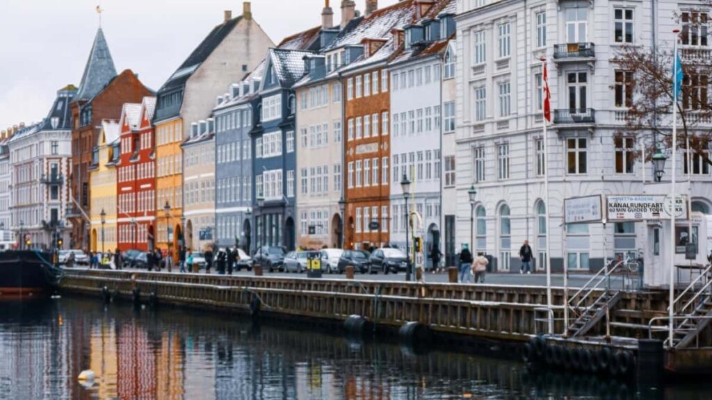 Hvernig Snapchat áhrifavaldar á Íslandi vinna með fyrirtækjum í Svíþjóð