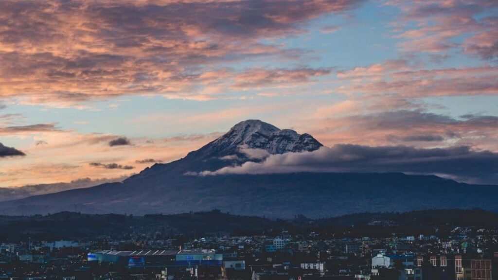 How LinkedIn influencers in Iceland can collaborate with brands in Russia