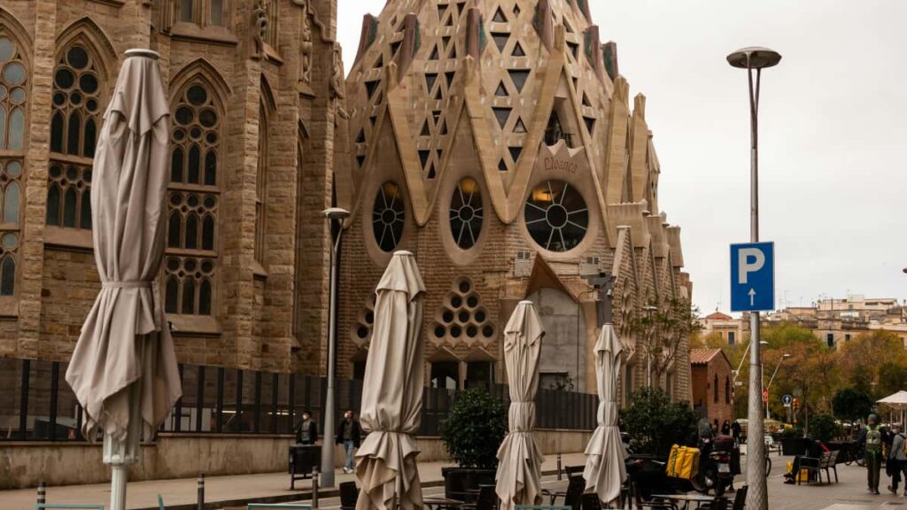 Leiarvisir fyrir islenska auglysendur: hvernig finna Austurriska ShareChat-creators til a keyra affiliate-markassetningu me ahrifavoldum.