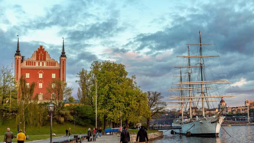 Leiarvisi fyrir islensk auglysingateymi: hvernig finna og vinna me nigeriskum TikTok-danshofundum fyrir dansaskoranir praktisk skref, tki og ahrif.