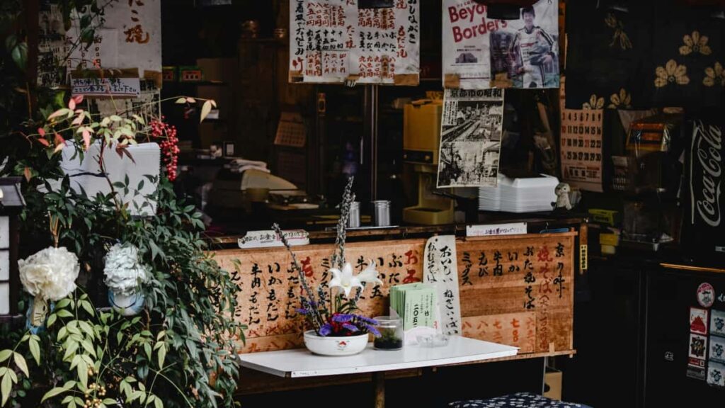 Leiarvisir fyrir islenska auglysendu: hvernig finna og vinna me Viber-skapendum fra Georgiu til a styrkja stilvorumerki itt.