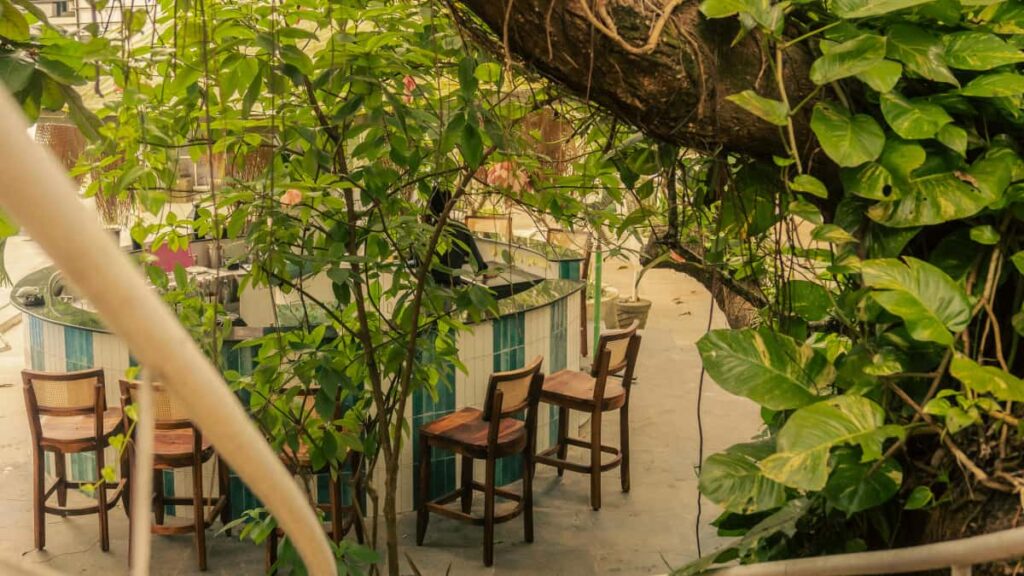 Hagnytar leiir fyrir islenska skopunaraila til a na til tekkneskra seljenda a eBay og deila timabundnum afslattarkoum, me raunverum dmum og stefnu.