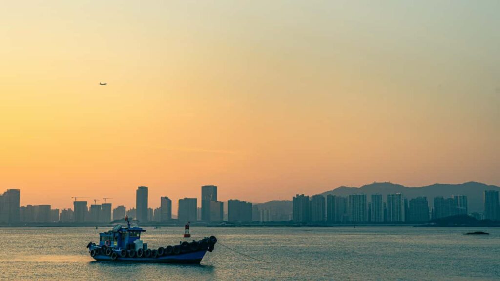 Leiarvisir fyrir skapara a Islandi: hvernig tengjast Malta-merkjum a Chingari fyrir samstarf me ferajonustu og feramalastofnunum.