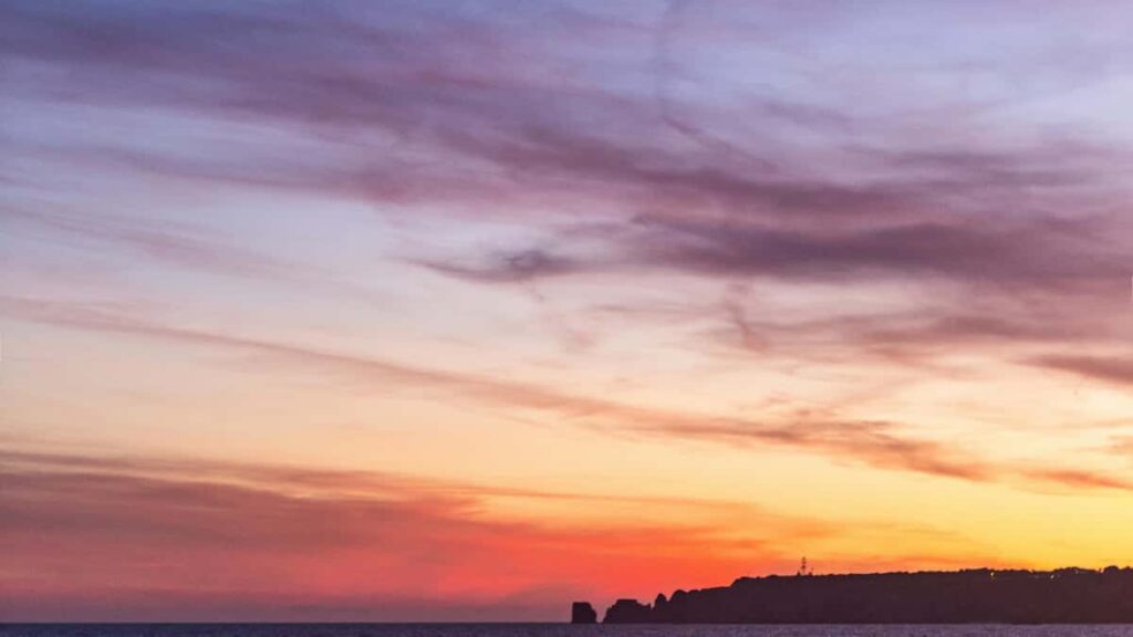 Leiarvisir fyrir islenska skopunarmenn um hvernig na megi til indverskra vorumerkja a Facebook til a selja me affiliate-tenglum.