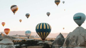 Hagnyt leiarvisir fyrir islenska skopunaraila: hvernig na sambandi vi indonesisk vorumerki a Viber, bta truverugleika i media kit og auka samninga.